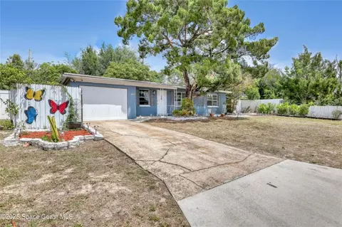 3940 Barcelona St, Titusville, FL 32796