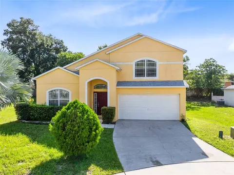 5565 Lochdale Dr, Orlando, FL 32818