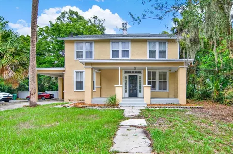 111 N Stone St, Deland, FL 32720