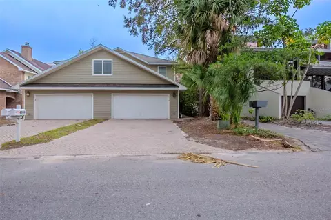 1513 S Bay Villa Pl, Tampa, FL 33629