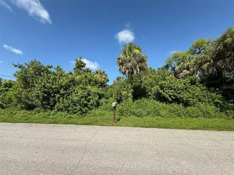4099 Dotham St, Port Charlotte, FL 33948