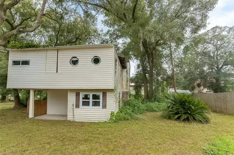20850 SE 156th Pl, Umatilla, FL 32784