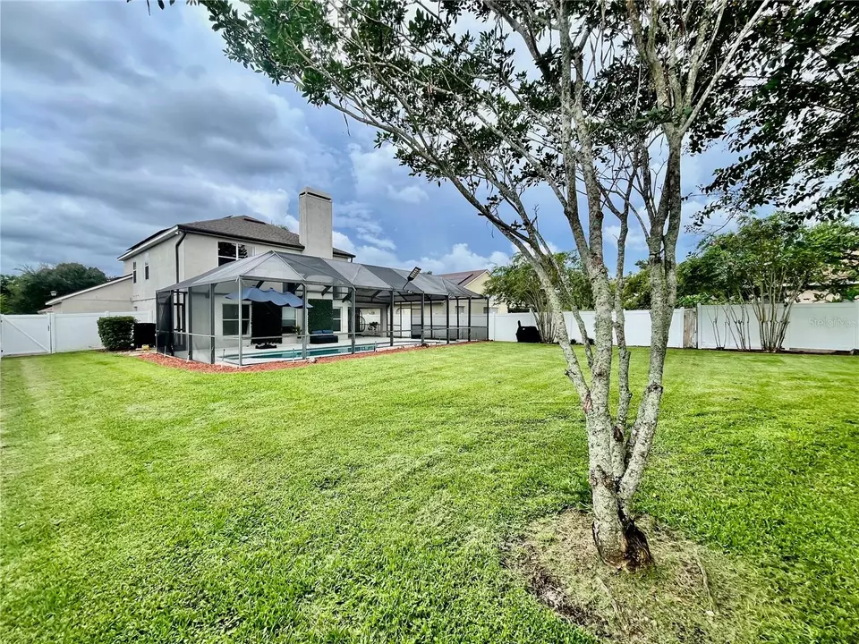 Exterior - 239 Longhirst Loop, Ocoee, FL 34761 photo 16 of 25