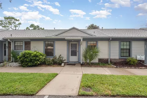 915 Fairvilla Dr, New Smyrna Beach, FL 32168