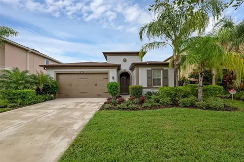 28883 Revaro Ln, Wesley Chapel, FL 33543