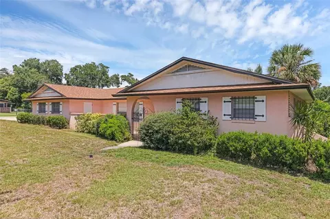 1203 N Amelia Ave, Deland, FL 32724