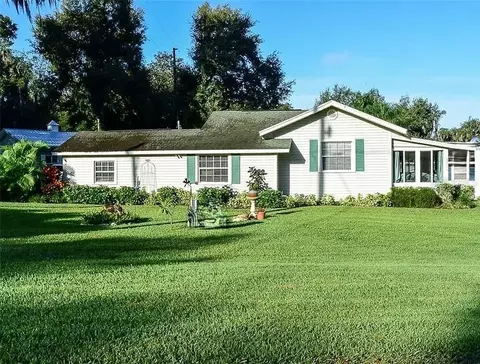 13990 SE 154th Ln, Weirsdale, FL 32195