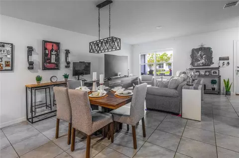 Dining - 643 Belgrove St, Debary, FL 32713 photo 1 of 1