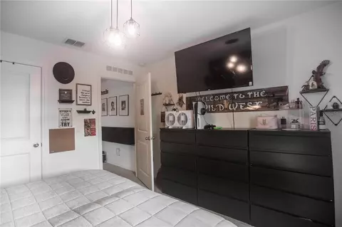 Bedroom - 643 Belgrove St, Debary, FL 32713 photo 4 of 7