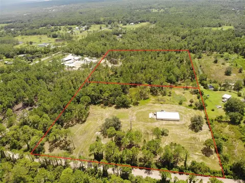 825 Doe Dr E, Osteen, FL 32764