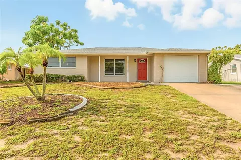 7814 Waxwood Dr, Port Richey, FL 34668