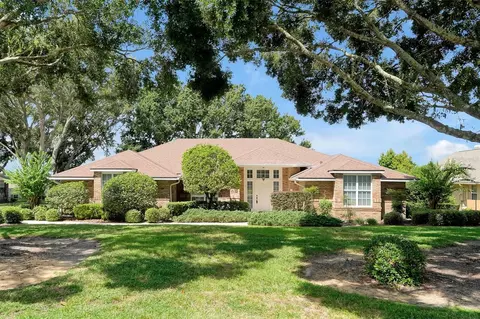 12452 Lake Ridge Cir, Clermont, FL 34711
