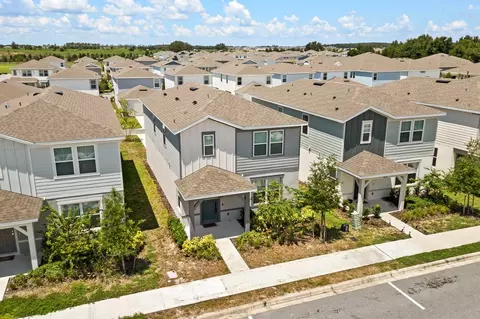 View/Area - 4066 Feather Tree Dr, Apopka, FL 32712 photo 4 of 5