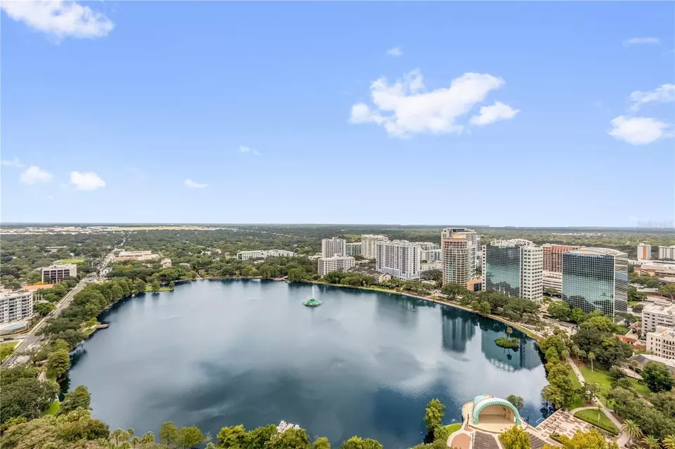 View/Area - 150 E Robinson St #2701, Orlando, FL 32801 photo 2 of 5