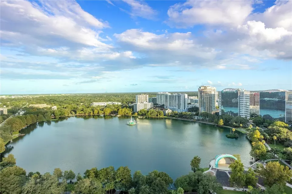 View/Area - 150 E Robinson St #2701, Orlando, FL 32801 photo 3 of 5