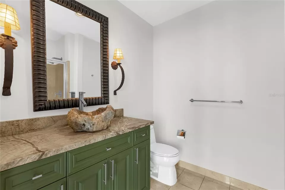 Bath - 150 E Robinson St #2701, Orlando, FL 32801 photo 4 of 5