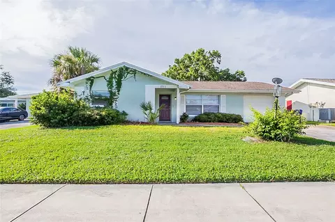 1711 Ironwood Ct E, Oldsmar, FL 34677