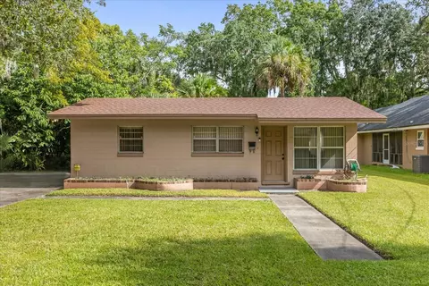 1006 E 7th St, Sanford, FL 32771
