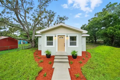 203 Herbert St, Auburndale, FL 33823