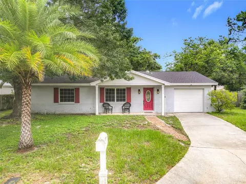 311 Tall Pine Ln, Sanford, FL 32773