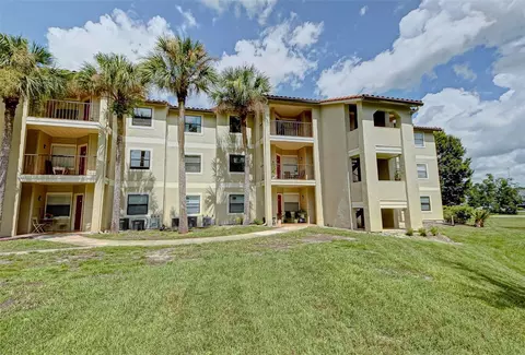 3038 Parkway Blvd #305, Kissimmee, FL 34747