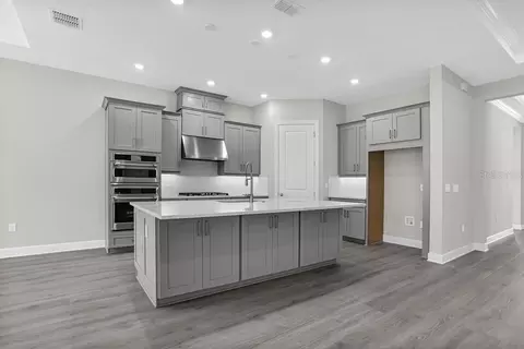 Kitchen - 949 Tassleflower Trl, Saint Cloud, FL 34771 photo 2 of 4