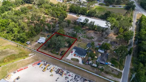 621 Laura Rd, Lakeland, FL 33815