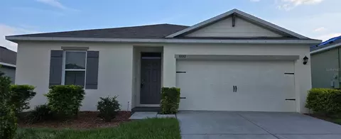 1032 Cambridge Dr, Winter Haven, FL 33881