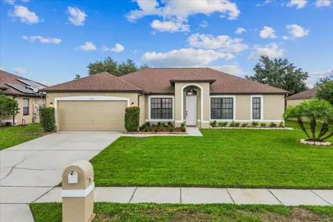 2815 Briar Park Dr, Orlando, FL 32833