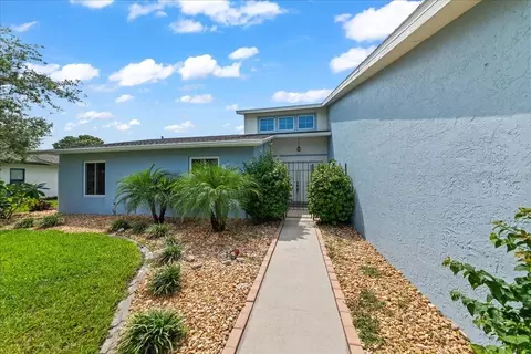 720 Wing Foot Ln, Melbourne, FL 32940