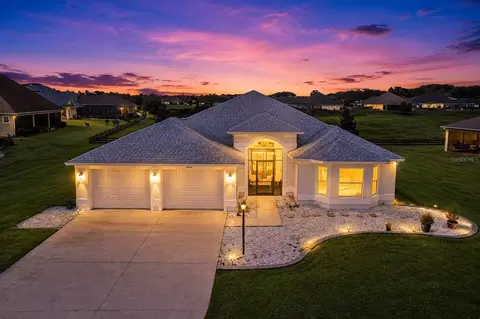 11216 Roz Way, Oxford, FL 34484
