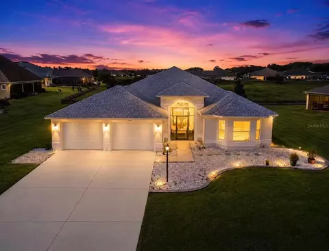11216 Roz Way, Oxford, FL 34484
