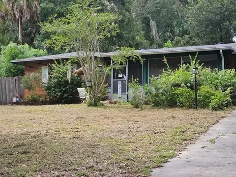 204 Sunrise Blvd, Debary, FL 32713