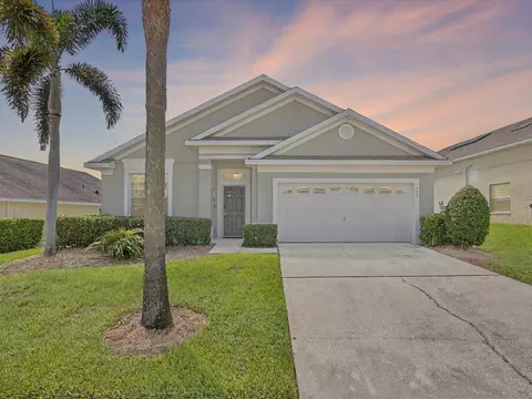 16630 Rolling Green Dr, Clermont, FL 34714