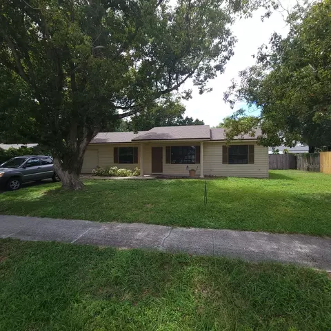 462 N Lake Ave, Apopka, FL 32712