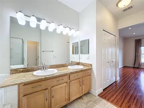 Bath - 1716 Sparkling Water Cir, Ocoee, FL 34761 photo 4 of 4