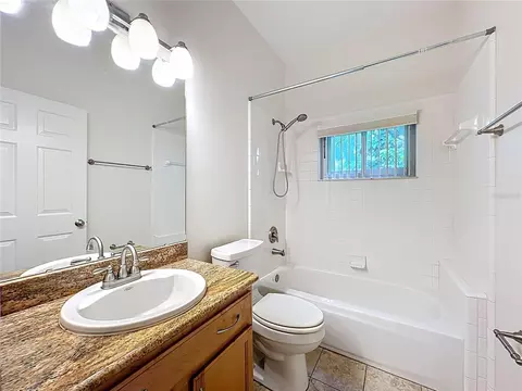 Bath - 1716 Sparkling Water Cir, Ocoee, FL 34761 photo 2 of 4