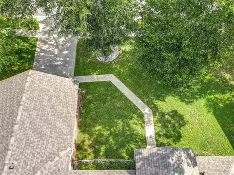 View/Area - 1716 Sparkling Water Cir, Ocoee, FL 34761 photo 11 of 14