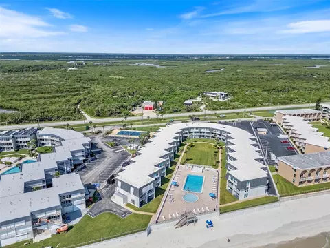 4831 Saxon Dr #212, New Smyrna Beach, FL 32169