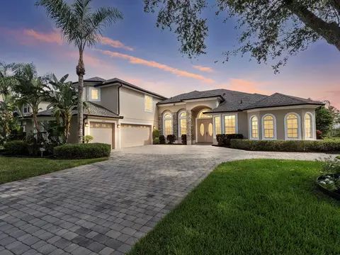 4929 Parkview Dr, Saint Cloud, FL 34771