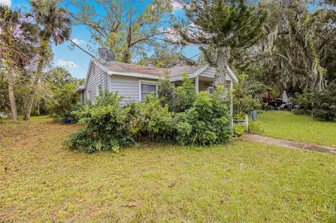 Exterior - 240 Washington Pl, Ormond Beach, FL 32174 photo 6 of 7