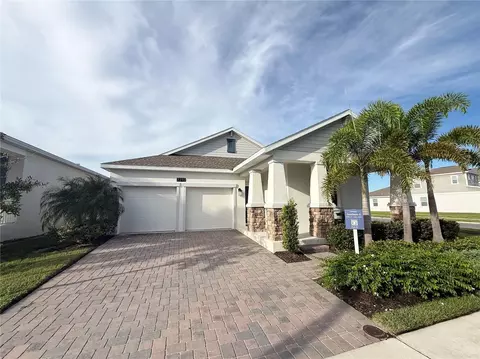 2392 Volunteer Ave, Kissimmee, FL 34744