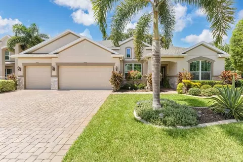 1640 Lake Parkway Dr, Saint Cloud, FL 34771