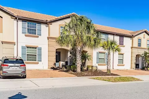 2402 Dubai St, Kissimmee, FL 34747