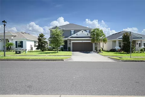 924 Lakeside Estates Dr, Apopka, FL 32703