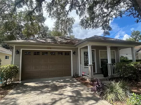 25119 Cranes Roost Cir, Leesburg, FL 34748