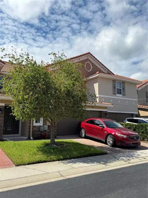 5621 Siracusa Ln, Sanford, FL 32771