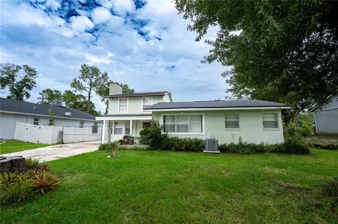 2051 3rd Ave, Deland, FL 32724