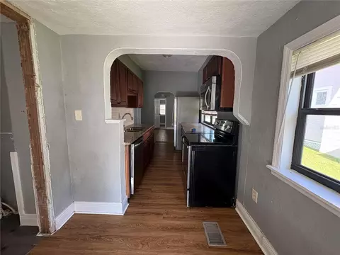 Entry Way - 433 Pennsylvania Ave, Saint Cloud, FL 34769 photo 2 of 4