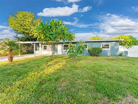 11365 115th St, Largo, FL 33778